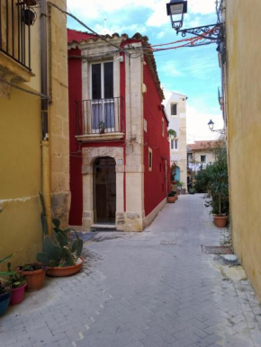 casa giulietta, Ronco del Carmelo 2
